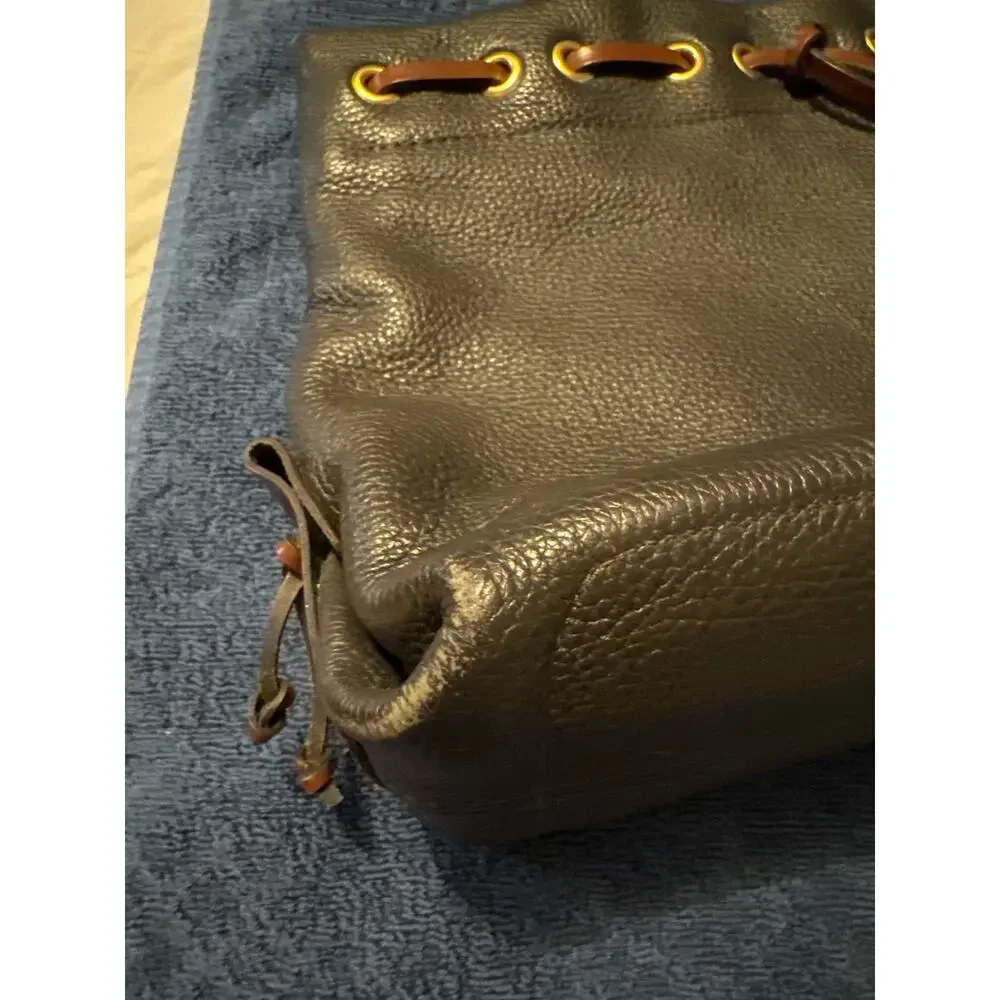 Dooney & Bourke Wakefield Tassel Tote Crossbody Black‎ Leather